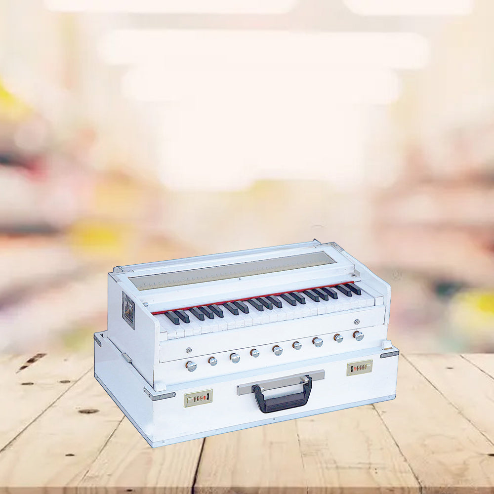 Binas Harmonium Traveler Hand Pumped/Portable/Folding 9 Stops- 5 Main & 4 Drones, 3½ Octaves, Teak Color, Coupler, Gig Bag, Bass-Male Reed - 440 Hz, Suitable for Yoga, Bhajan, Kirtan, etc