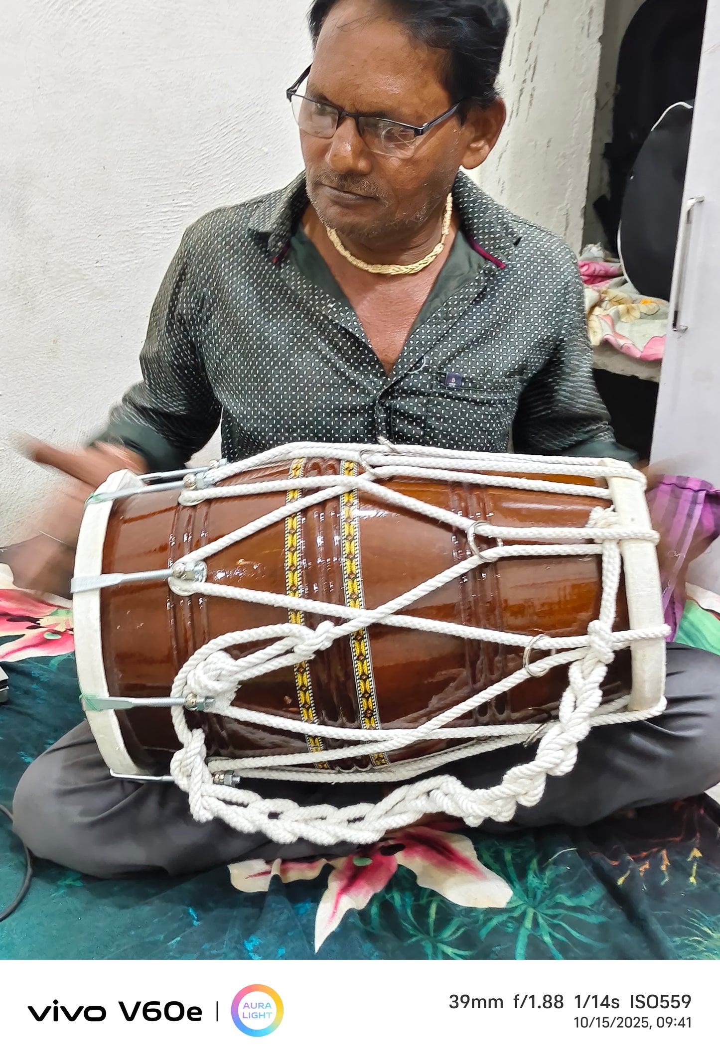 Binas Professional dholak drum Musical instruments Folk New Teak wood 17 Inches nut bolt with doory Dholak Dhol dholki nuts Tuning Spanner + Carrey Bag