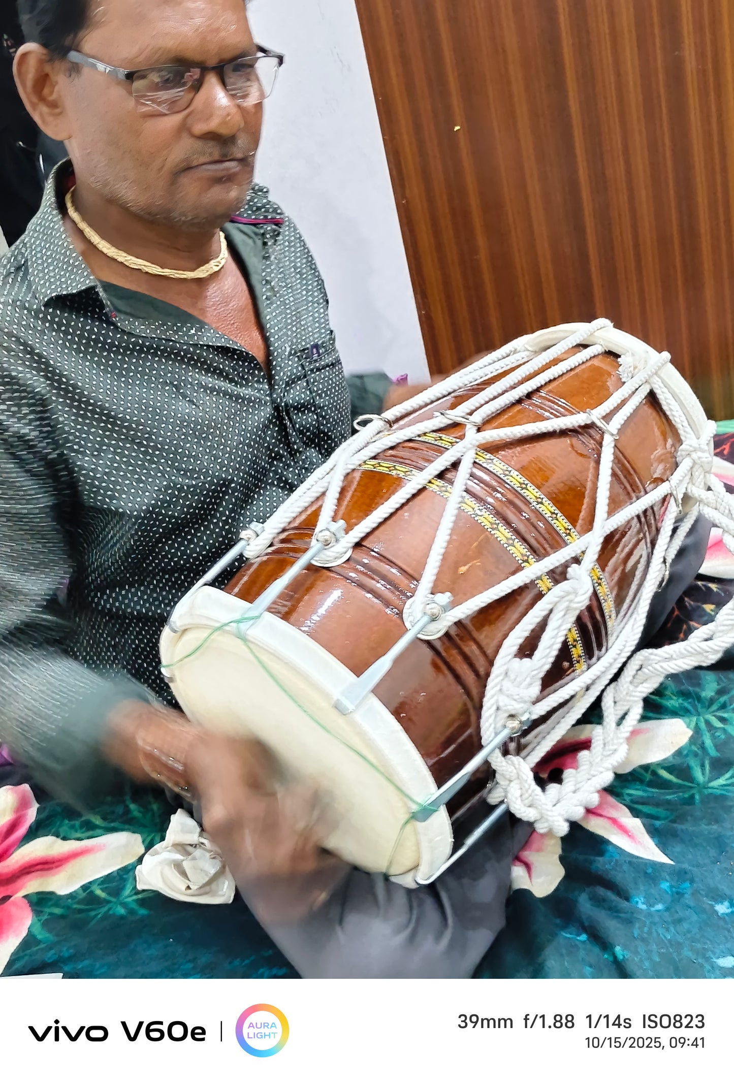 Binas Professional dholak drum Musical instruments Folk New Teak wood 17 Inches nut bolt with doory Dholak Dhol dholki nuts Tuning Spanner + Carrey Bag