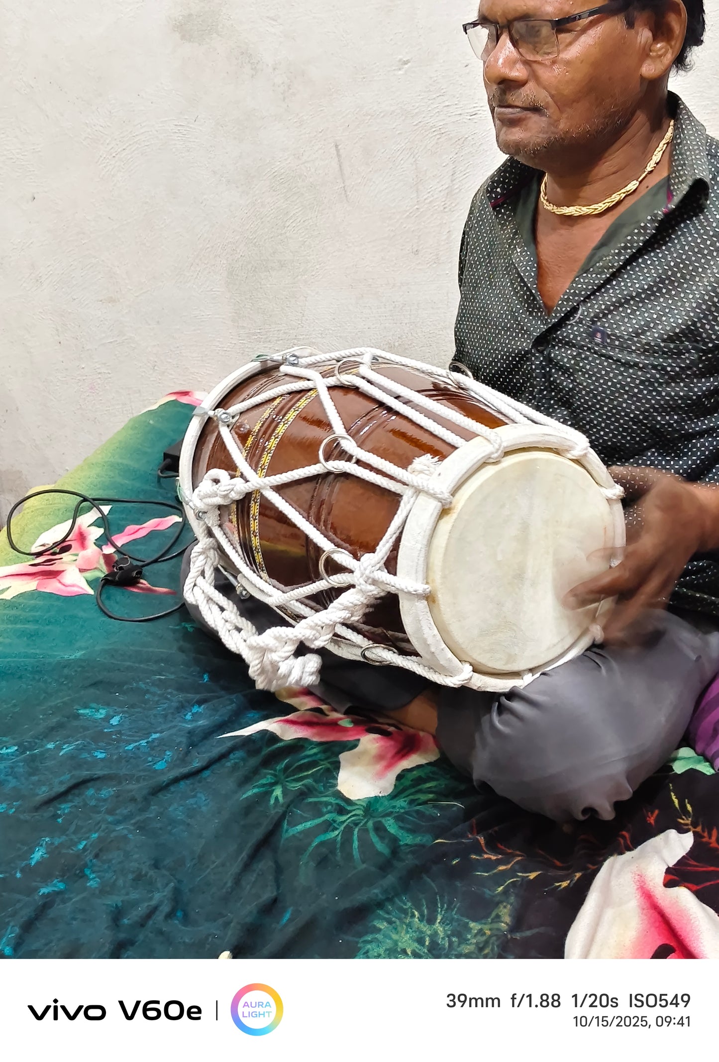 Binas Professional dholak drum Musical instruments Folk New Teak wood 17 Inches nut bolt with doory Dholak Dhol dholki nuts Tuning Spanner + Carrey Bag